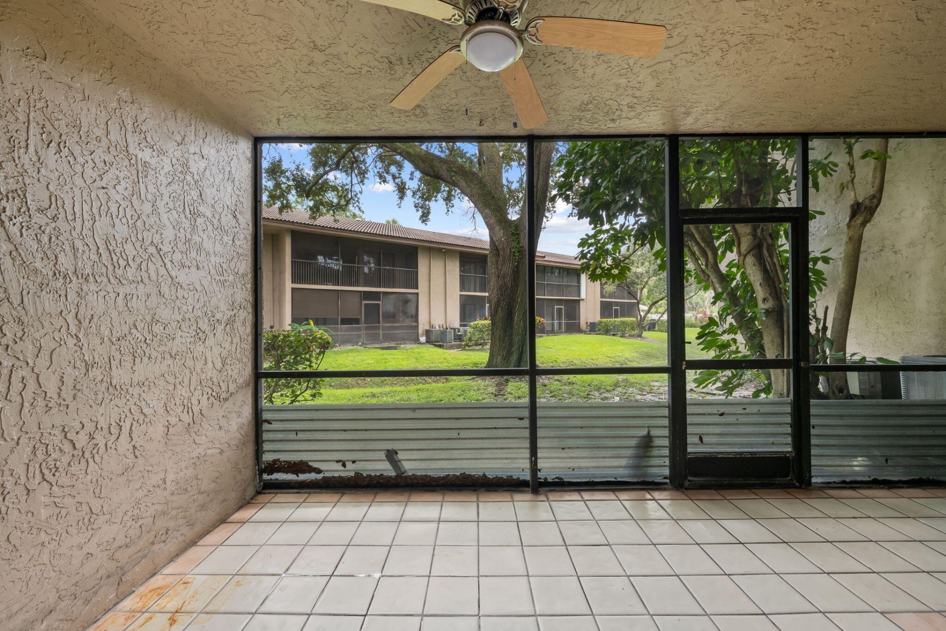 9503 NW 2nd Place, Unit 3-B, Coral Springs, FL 33071 Photo