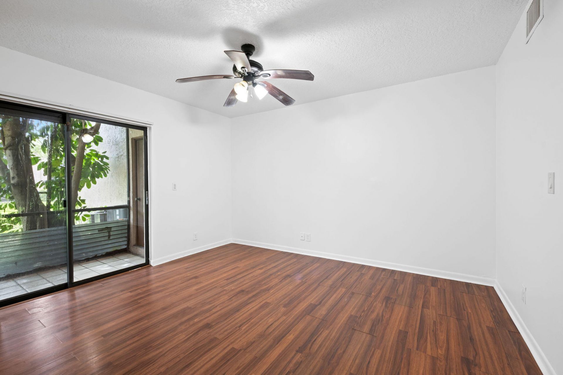 9503 NW 2nd Place, Unit 3-B, Coral Springs, FL 33071 Photo