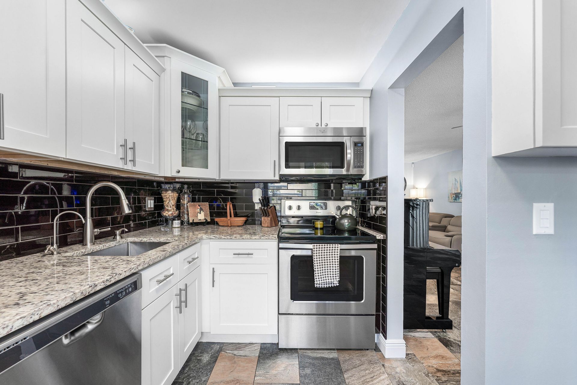 16 Colonial Club Drive, Unit 103, Boynton Beach, FL 33435 Photo