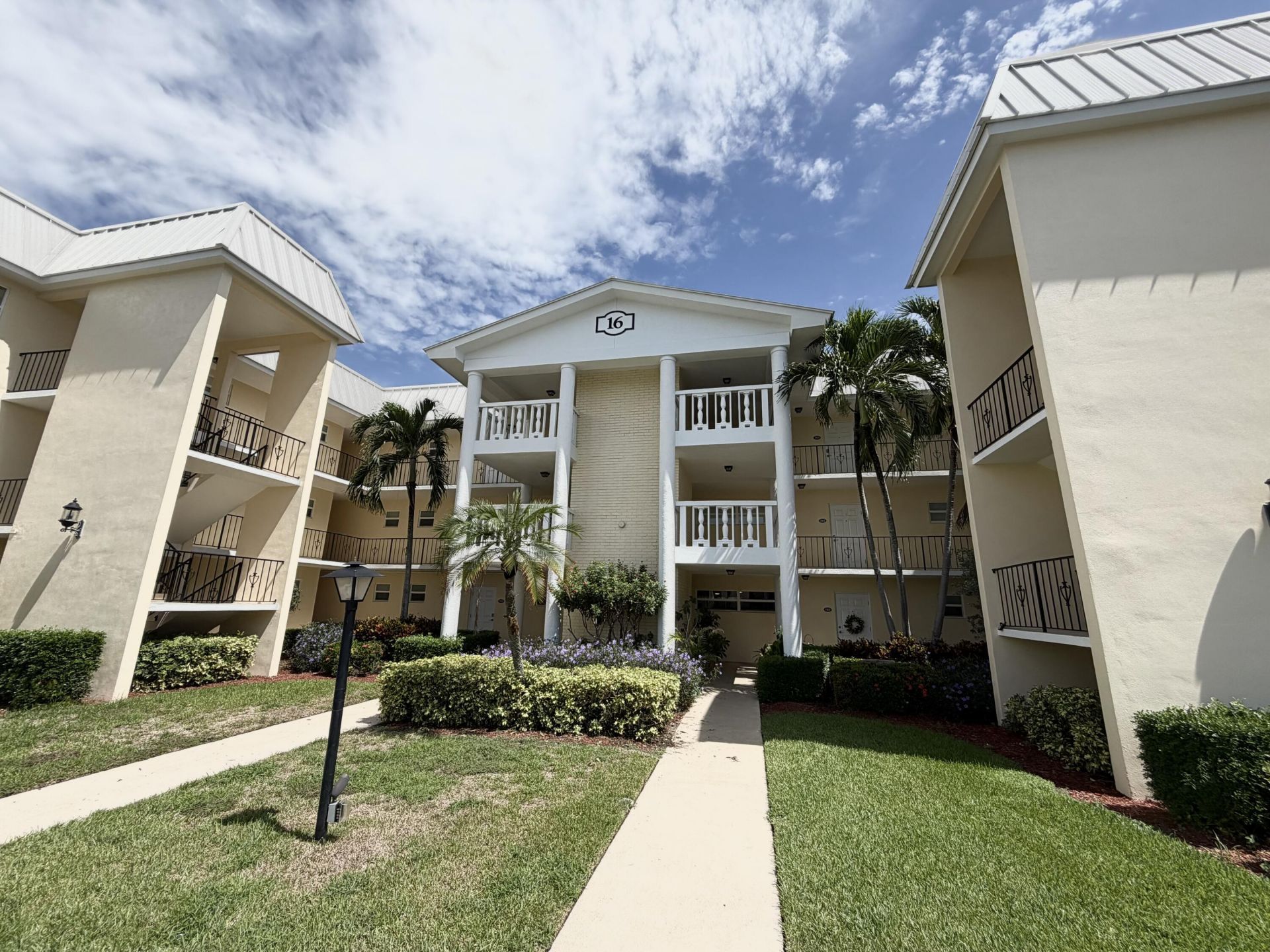 16 Colonial Club Drive, Unit 103, Boynton Beach, FL 33435 Photo