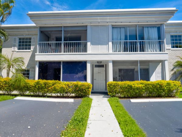 6207 BAY CLUB Drive, Unit 1, Fort Lauderdale, FL 33308