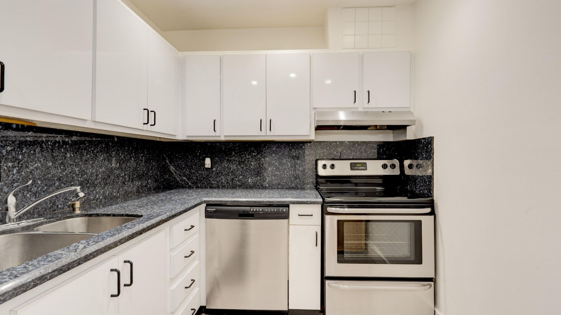 6207 Bay Club Drive, Unit 1, Fort Lauderdale, FL 33308 Photo