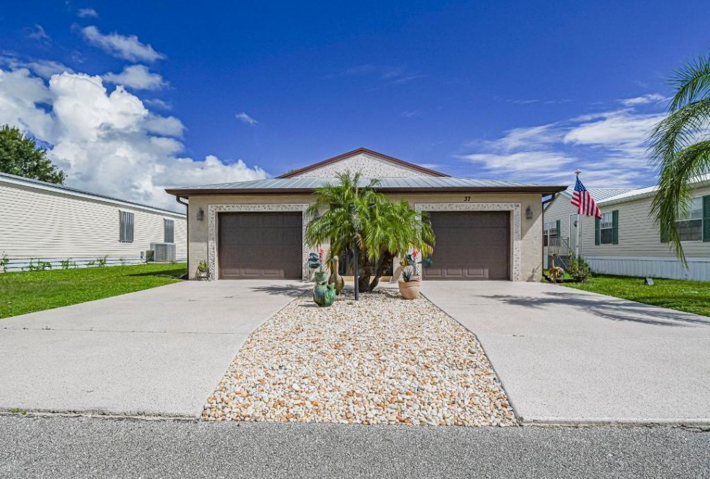 37 Arboles Del Norte, Fort Pierce, FL 34951 Photo