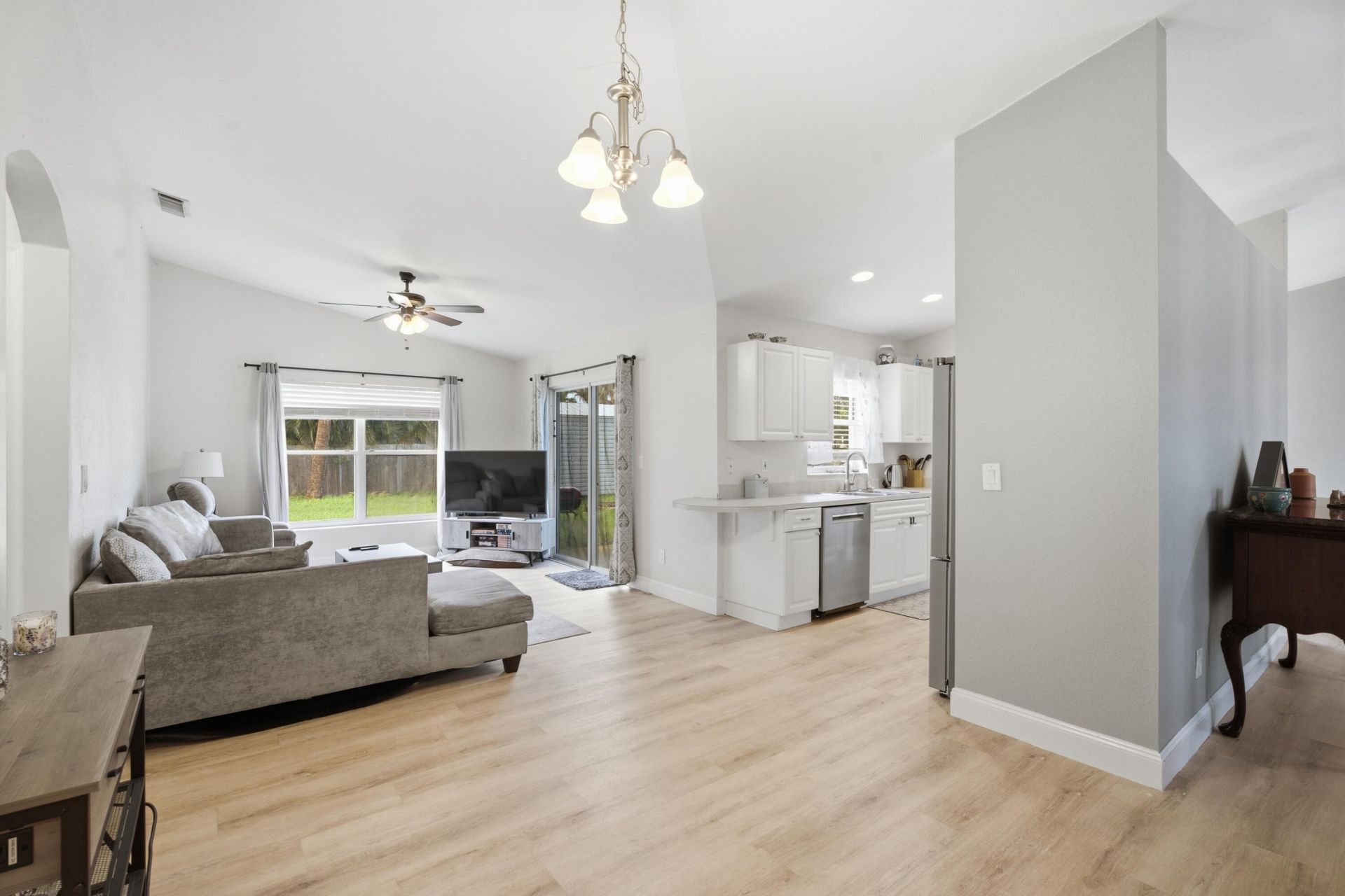 385 SW Nativity Terrace, Port Saint Lucie, FL 34953 Photo