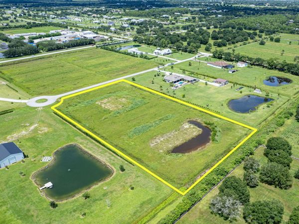 600 65TH Avenue SW, Vero Beach, FL 32968