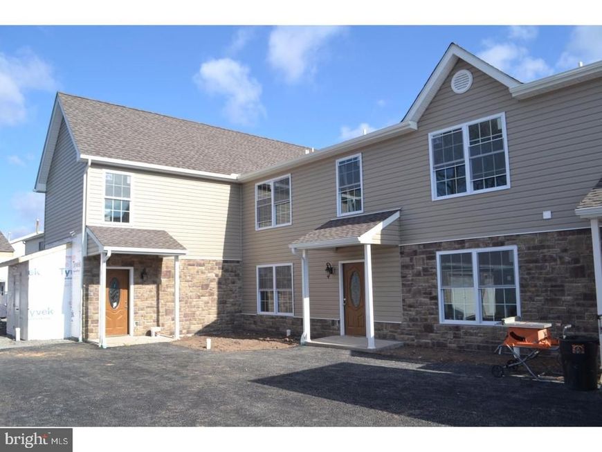 16 Belmont Avenue, Unit 6, Quakertown, PA 18951 Main Photo