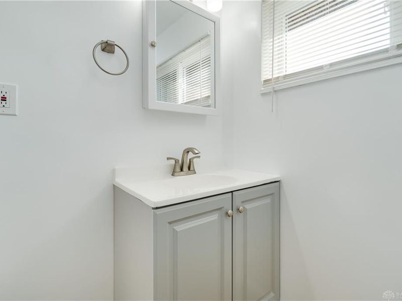 9025 Bunnell Hill Road, Clearcreek Township, OH 45458 Photo 12