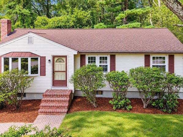 35 Forge Village Rd, Westford, MA 01886