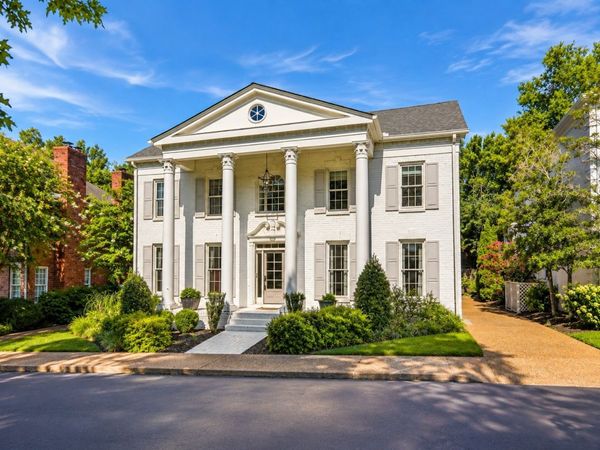 107 Chatsworth Dr , Nashville, TN 37215