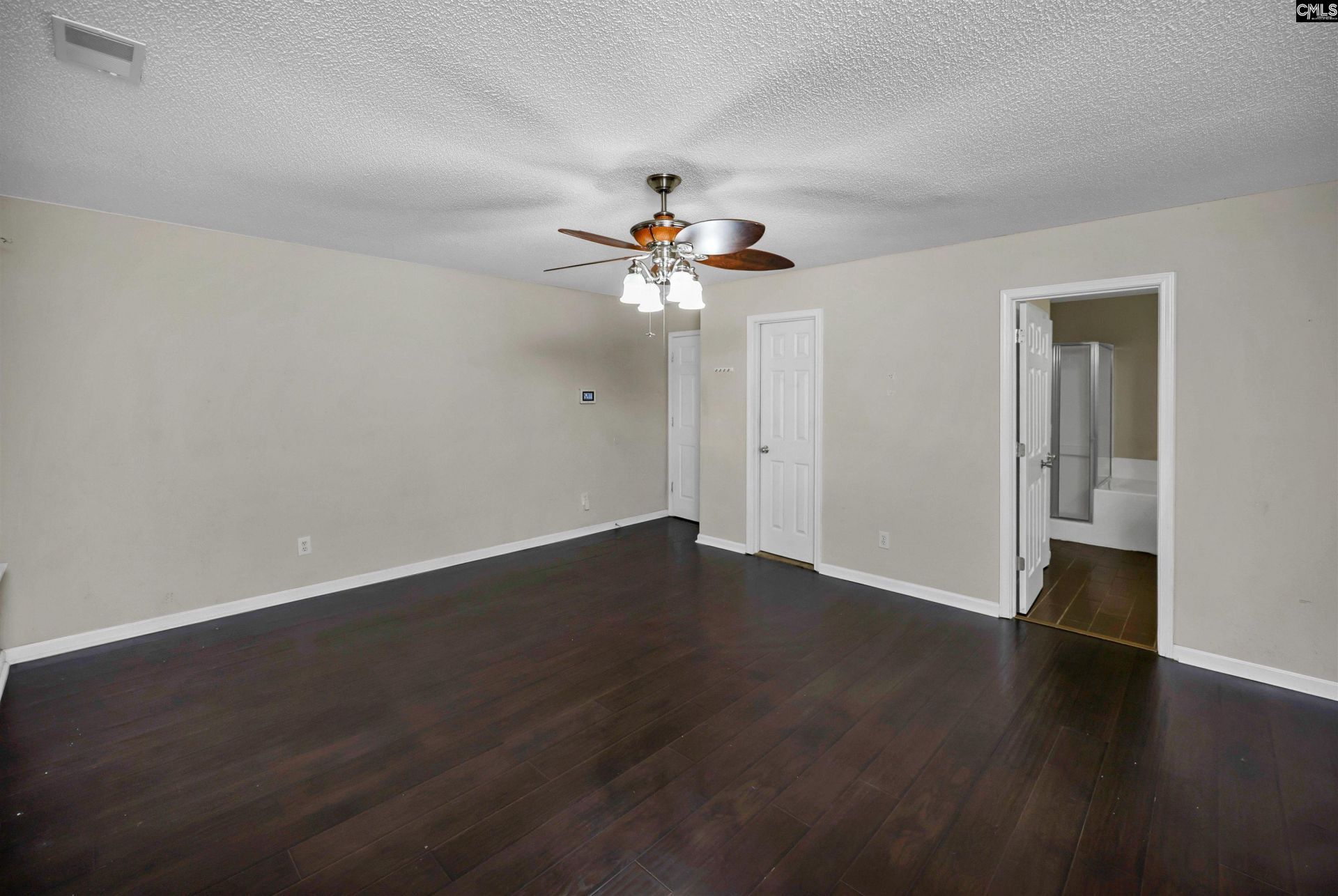 114 Cogburn Road Photo 12