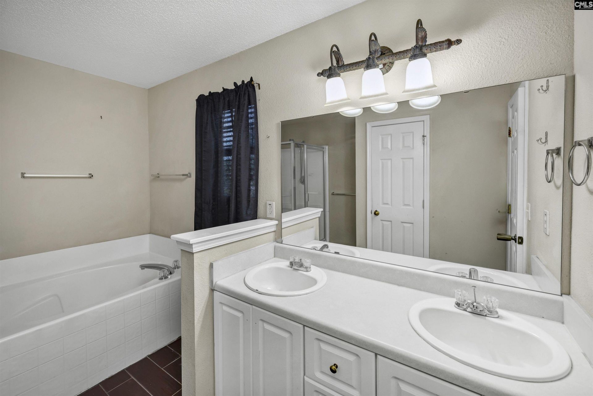 114 Cogburn Road Photo 14