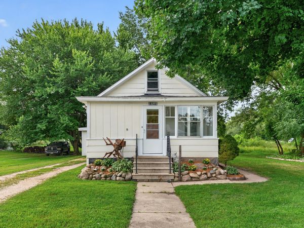 11275 US Route 20 Highway , Garden Prairie, IL 61038