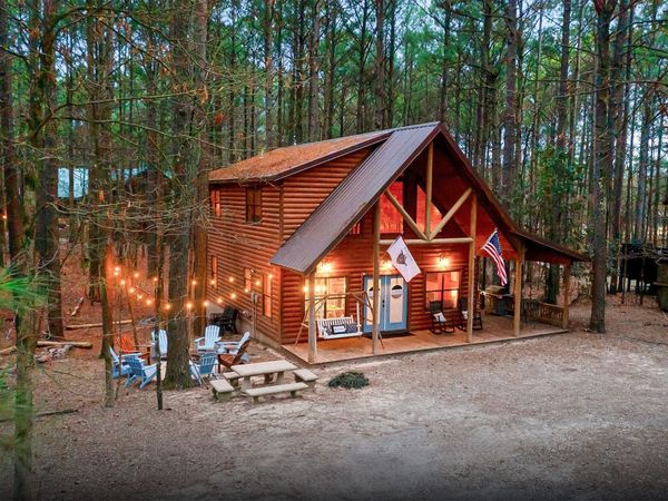200 Stevens Road , Broken Bow, OK 74728