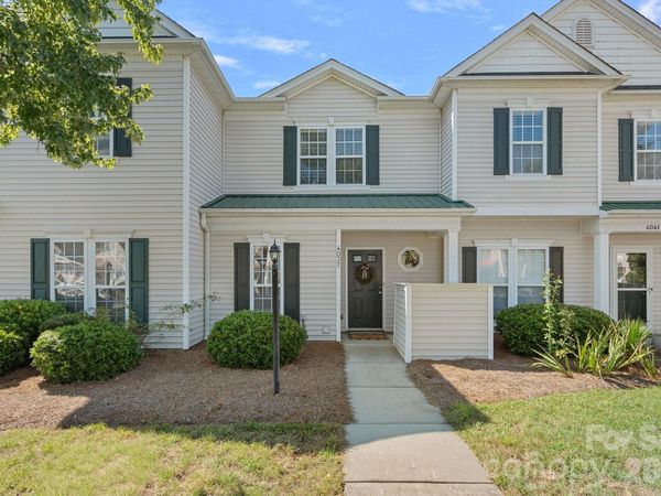 4037 Center Place Drive , Harrisburg, NC 28075