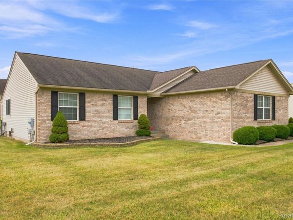 39083 Commons Drive , Romulus, Mi 48174