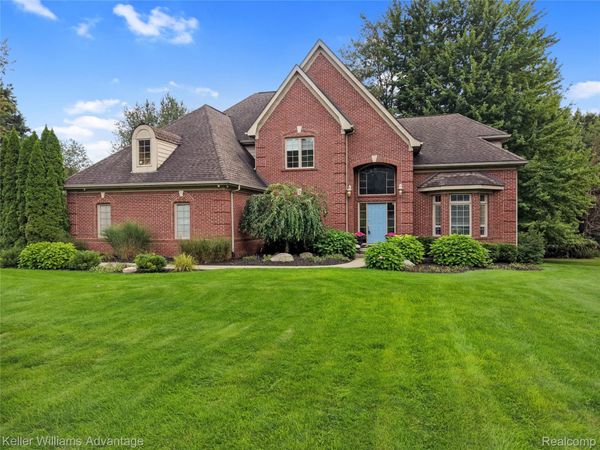 2459 Overbrook, Highland Township, Mi 48357