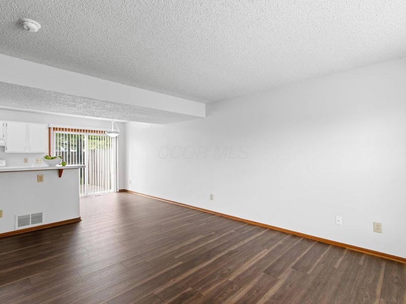5164 Singleton Drive, Unit 43B, Hilliard, OH 43026 Photo 3
