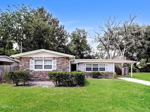 7519 QUITINA Drive, Jacksonville, FL 32277