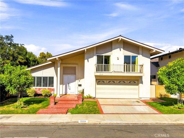 25164 Avenida Rotella, Valencia, CA 91355