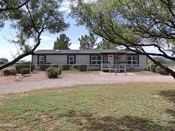590 E CAMINO DE TUNDRA, Huachuca City, AZ 85616