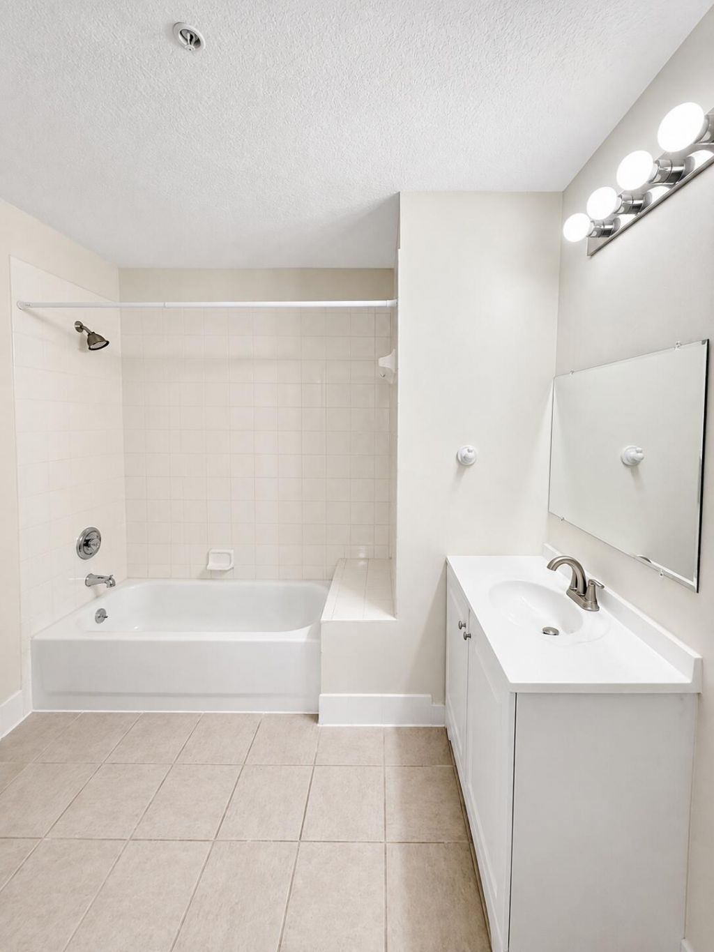 1203 Town Center Drive, Unit 206, Jupiter, FL 33458 Photo