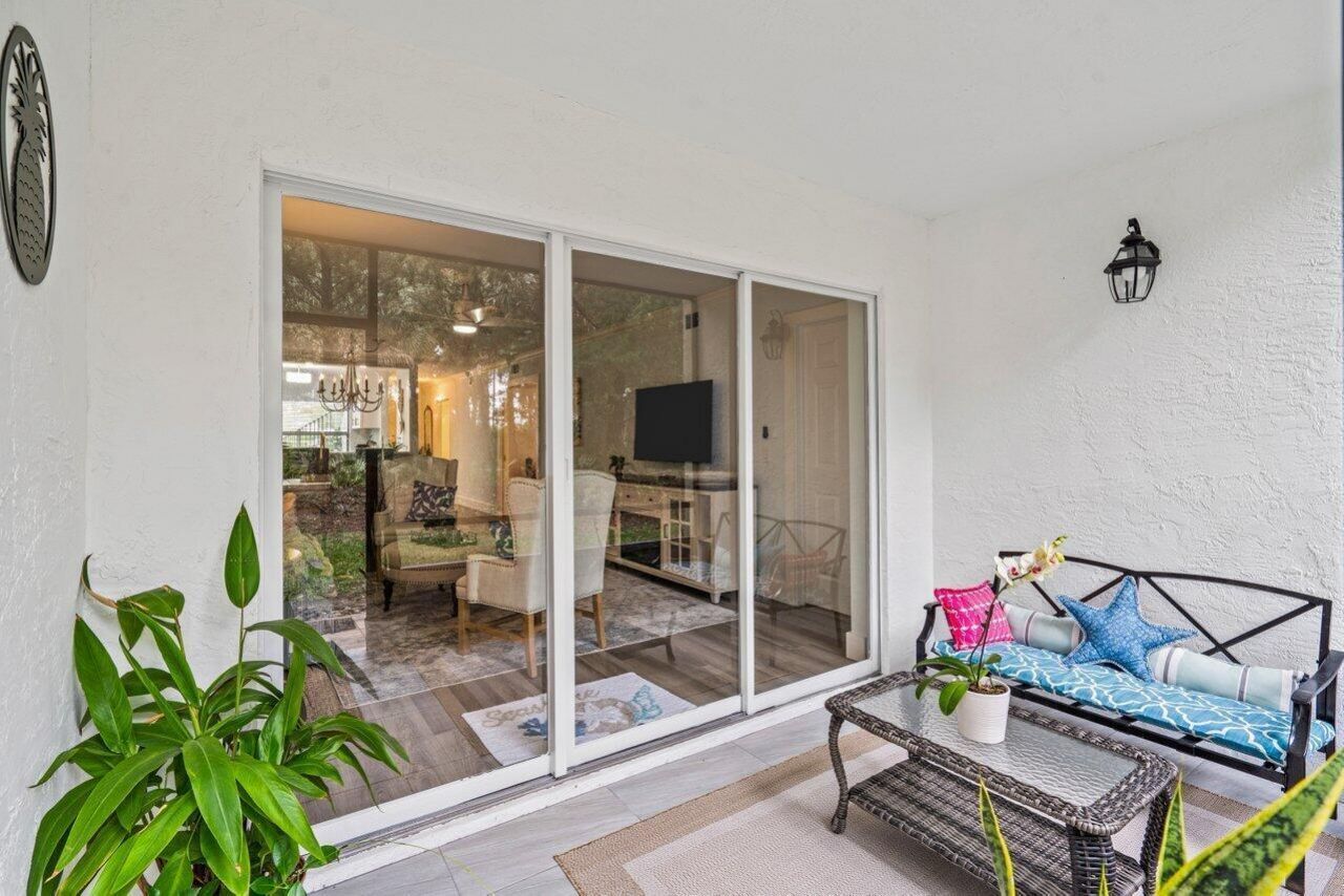 2001 Sabal Ridge Court, Unit A, Palm Beach Gardens, FL 33418 Photo