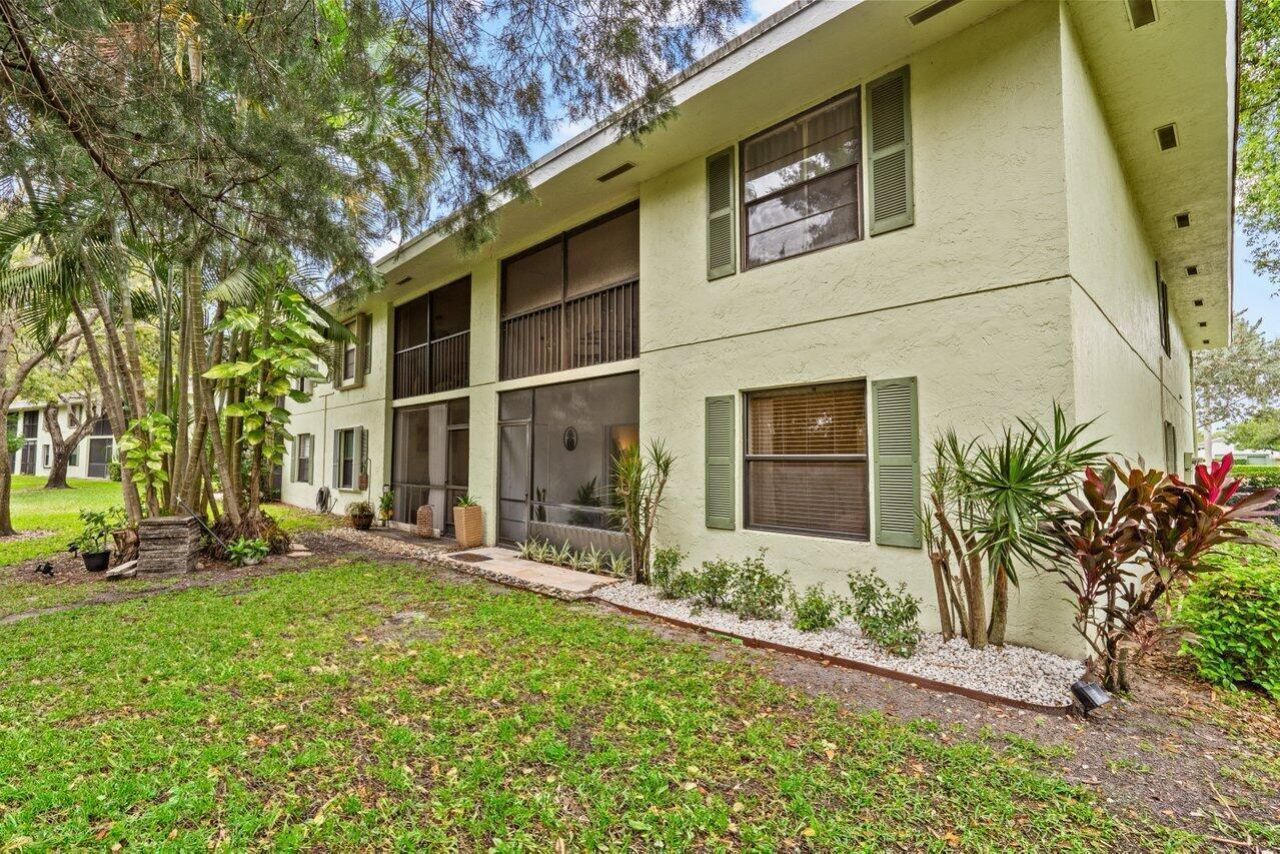 2001 Sabal Ridge Court, Unit A, Palm Beach Gardens, FL 33418 Photo