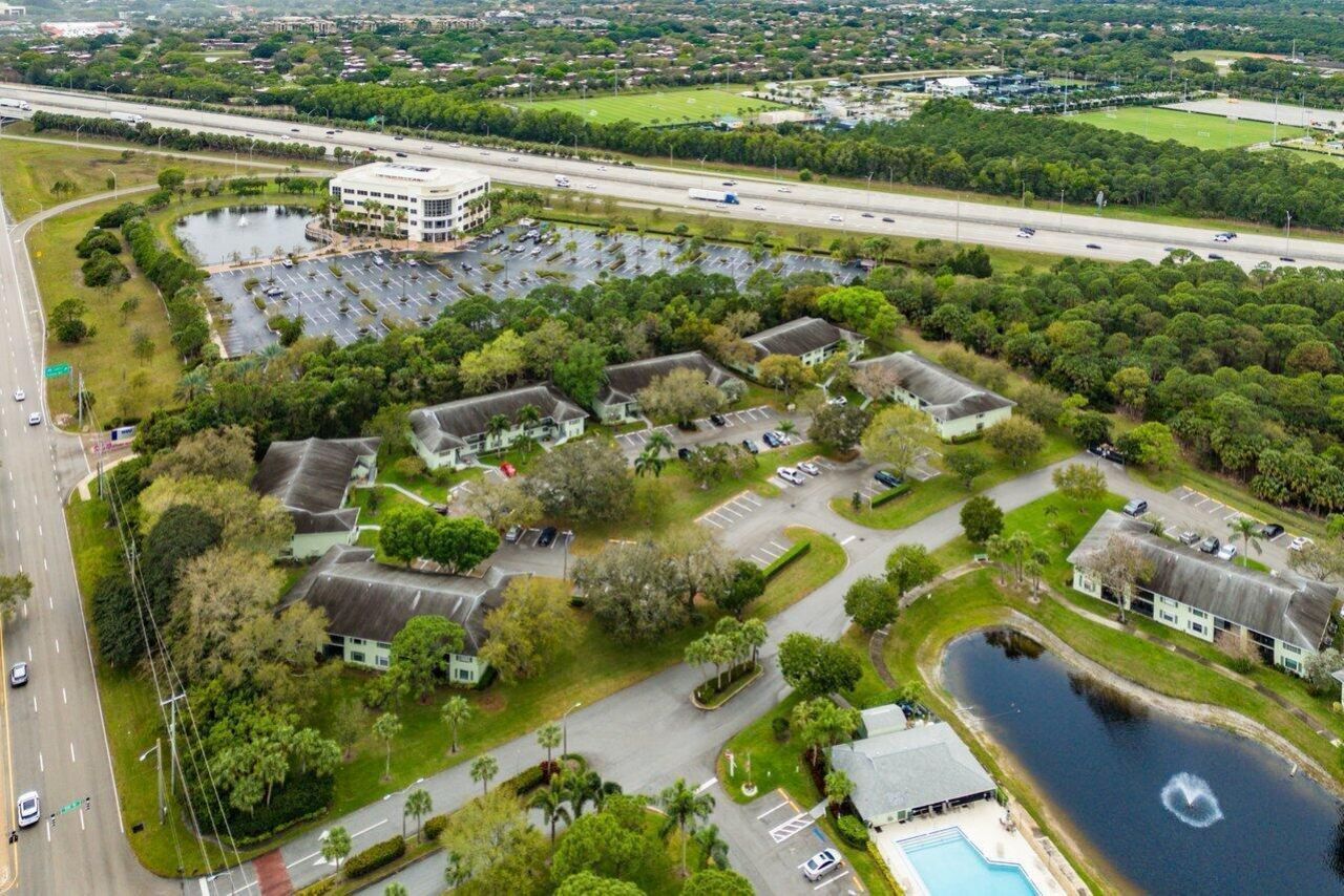 2001 Sabal Ridge Court, Unit A, Palm Beach Gardens, FL 33418 Photo