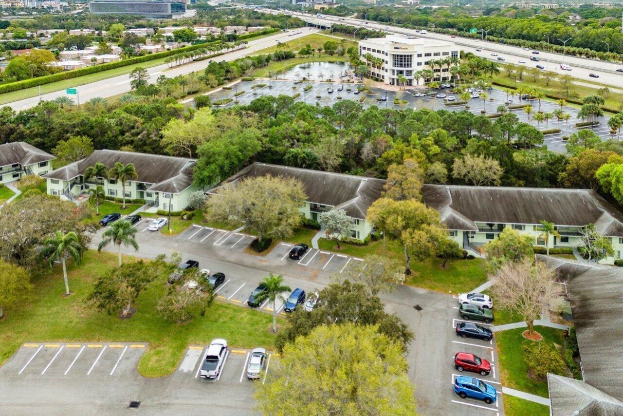2001 Sabal Ridge Court, Unit A, Palm Beach Gardens, FL 33418 Photo