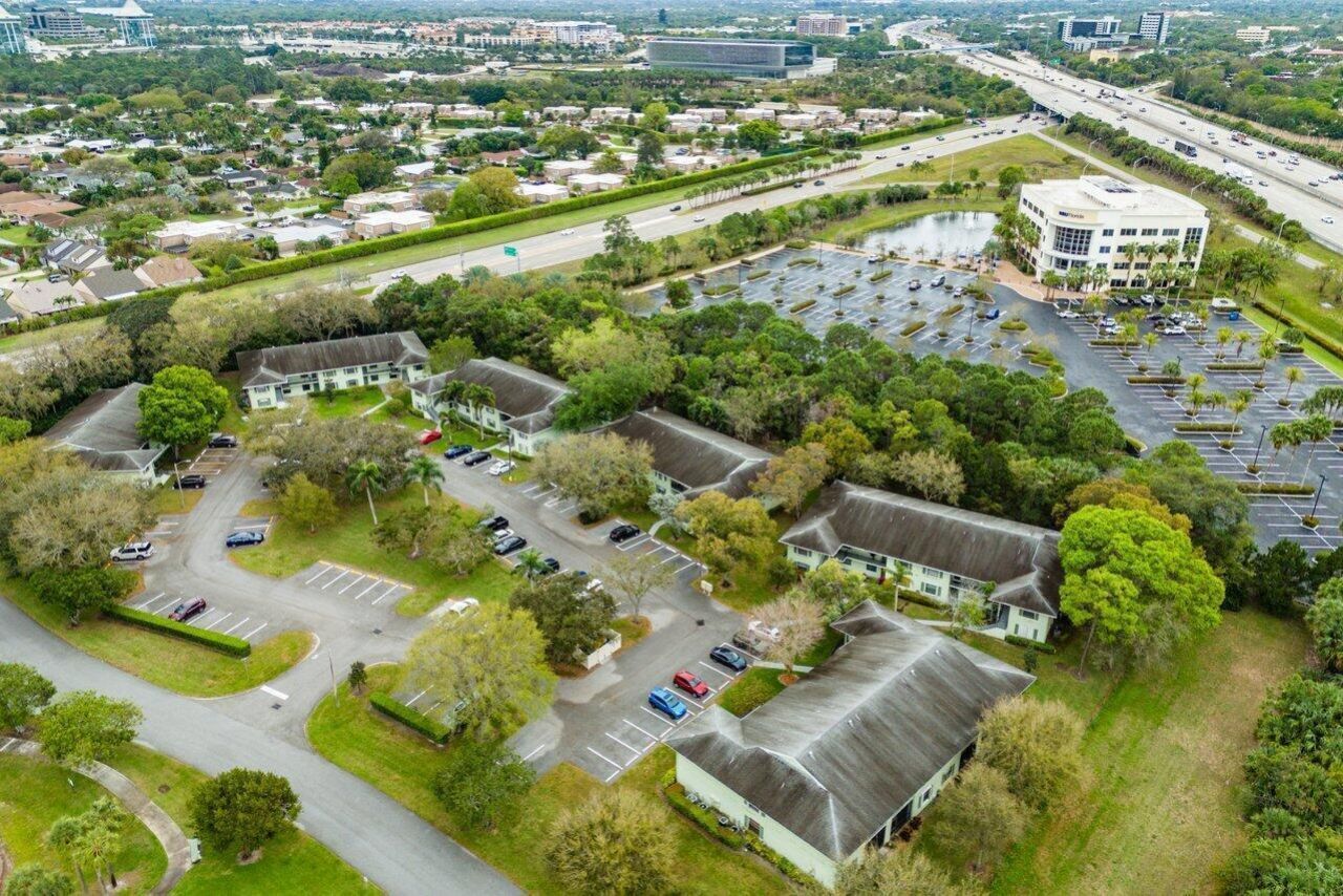 2001 Sabal Ridge Court, Unit A, Palm Beach Gardens, FL 33418 Photo