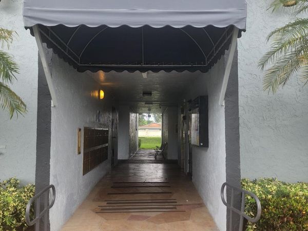 9301 LIME BAY Boulevard, Unit 306, Tamarac, FL 33321