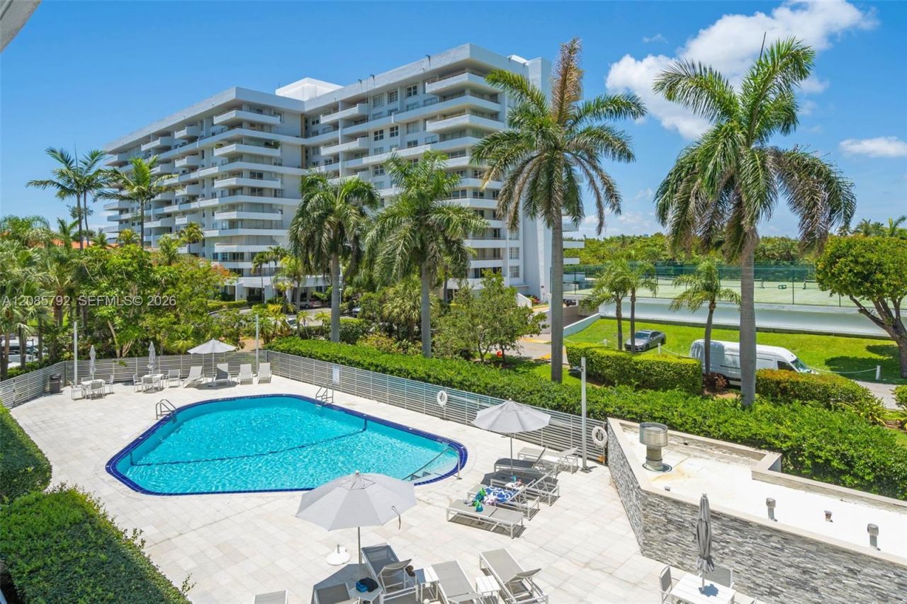 199 Ocean Lane Dr, Unit 206, Key Biscayne, FL 33149 Photo