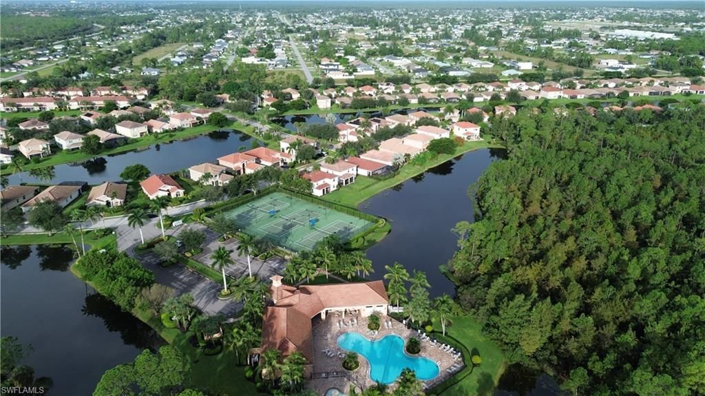 3535 Dandolo Cir, Cape Coral, FL 33909 Photo