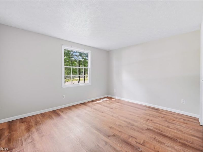 1922 Burr Oaks Court, Austintown, OH 44515 Photo 24