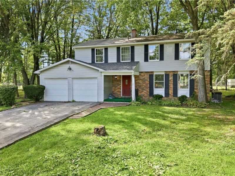 1922 Burr Oaks Court, Austintown, OH 44515 Photo 3