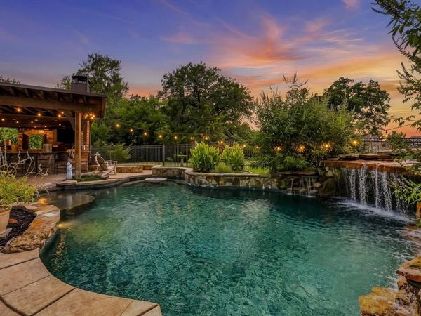 8571 Navisota Drive, Lantana, TX 76226