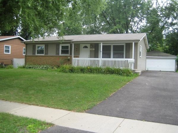 662 Walnut Road , Wauconda, IL 60084