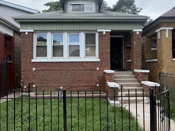 8330 S Constance Avenue , Chicago, IL 60617