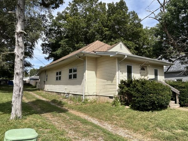 203 Whittier Street , Georgetown, IL 61846