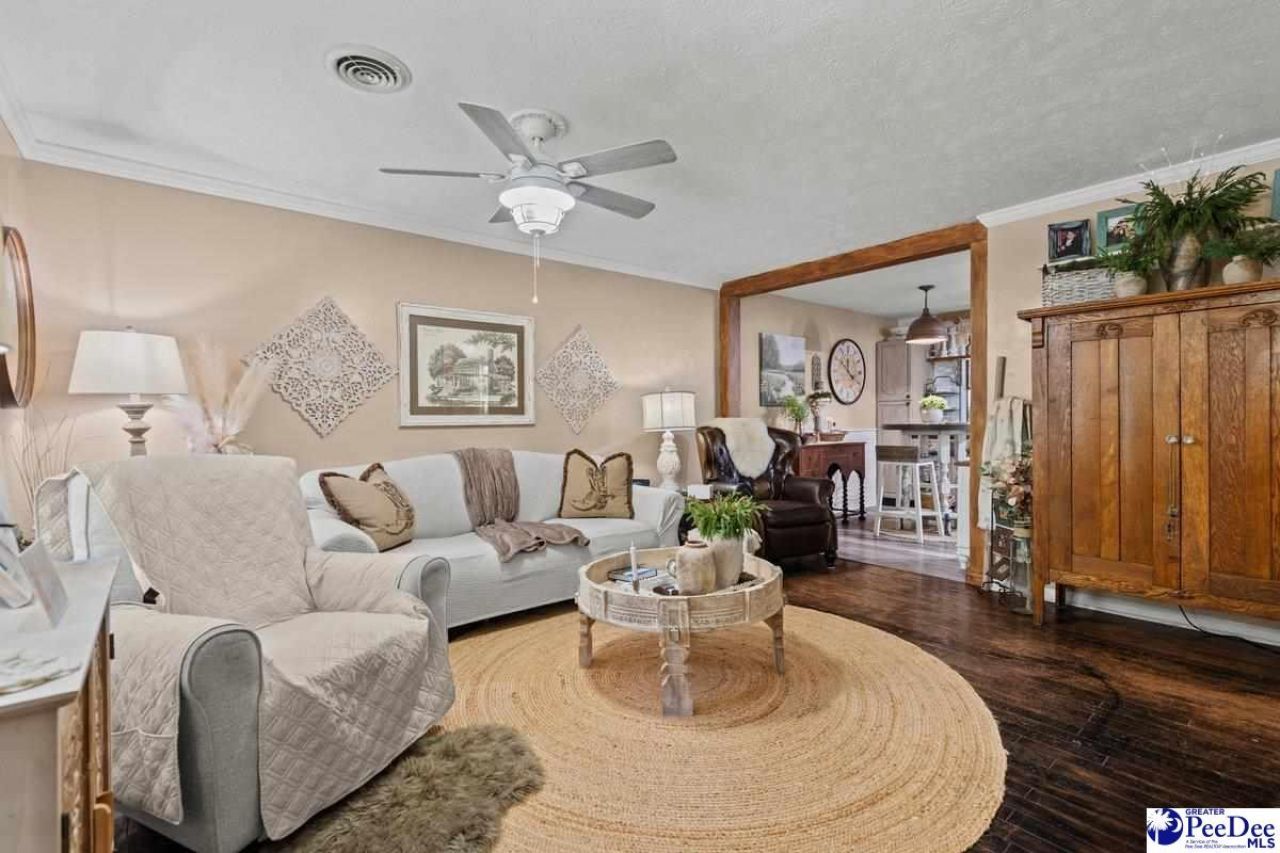 531 Bridlewood Rd Photo 5