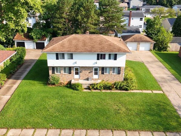 1605-1607 Shatto Avenue , Akron, OH 44313