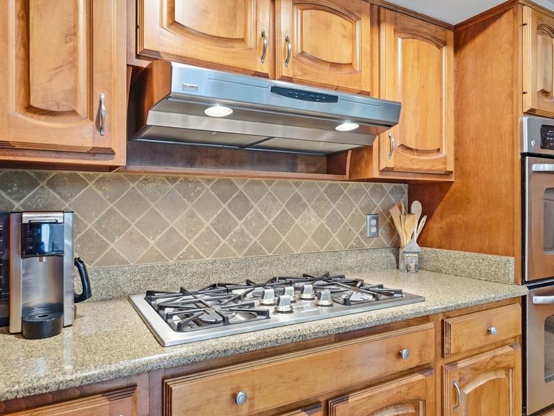 1327 Oakview Drive, Columbus, OH 43235 Photo 30