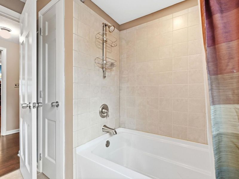 1327 Oakview Drive, Columbus, OH 43235 Photo 66