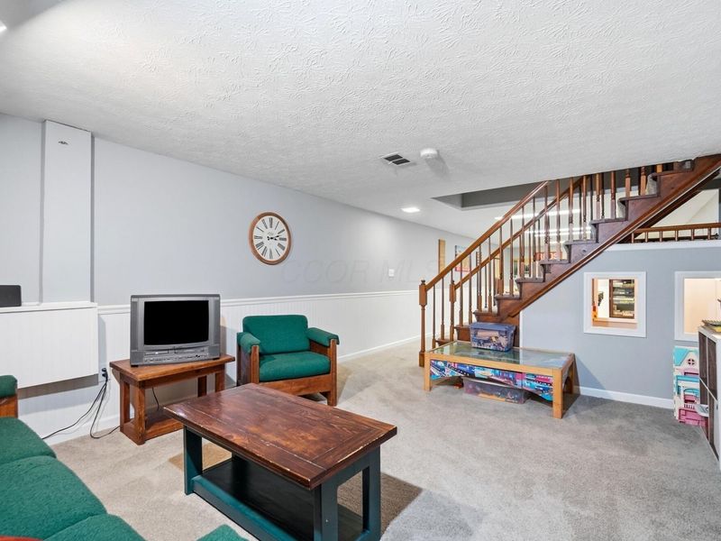 1327 Oakview Drive, Columbus, OH 43235 Photo 84