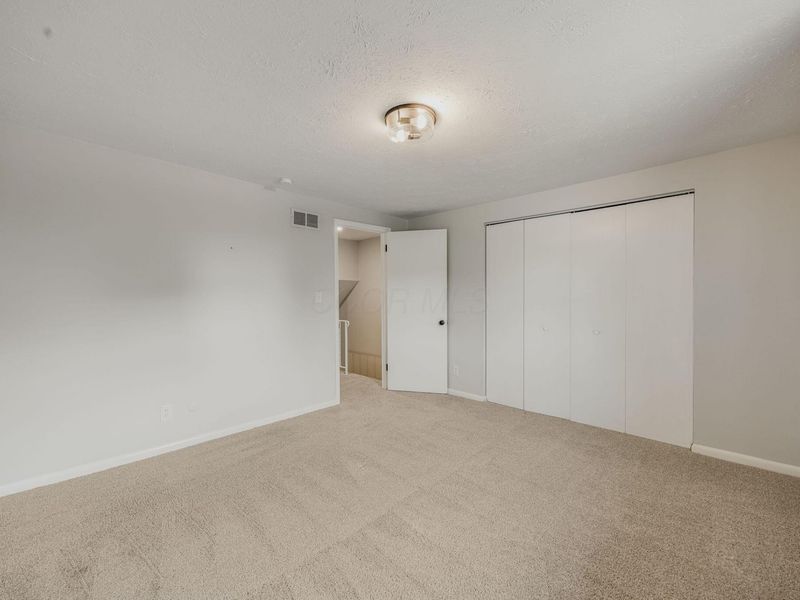 1226 Woodbrook Circle, Unit A, Columbus, OH 43223 Photo 18