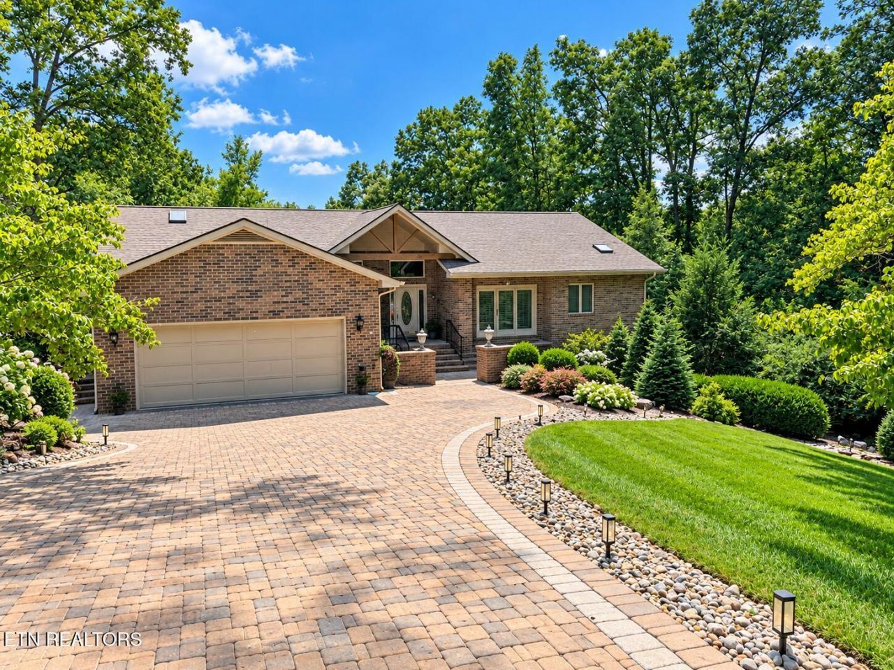 108 Kawonu Circle, Loudon, TN 37774 Main Photo