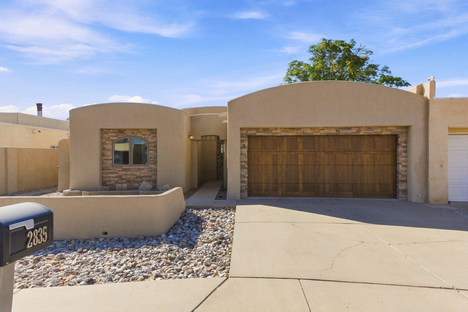 2835 Prenda De Oro Drive Nw, Albuquerque, NM 87120 Main Photo