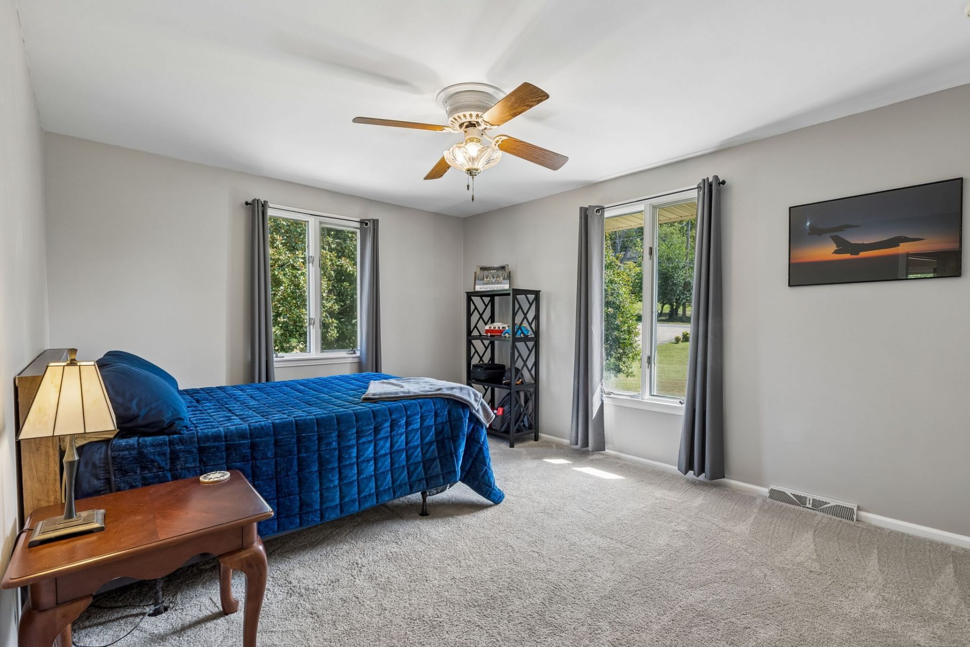105 Stuart Dr, Hendersonville, TN 37075 Main Photo