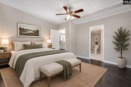 842 Links Court photo 4
