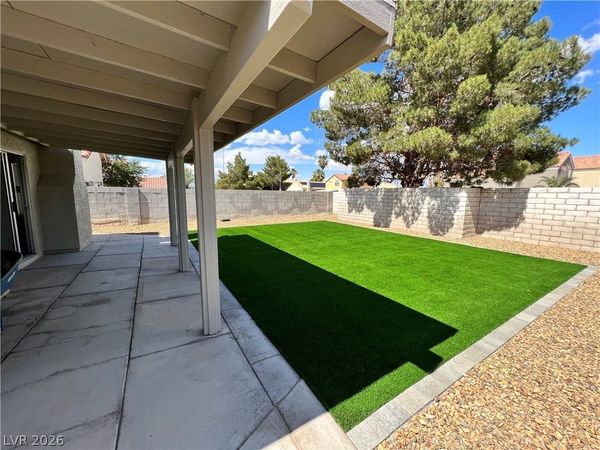 8304 Palmada Drive, Las Vegas, NV 89123